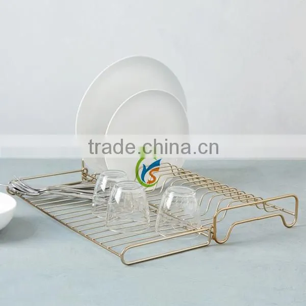 Foldable metal flower holder