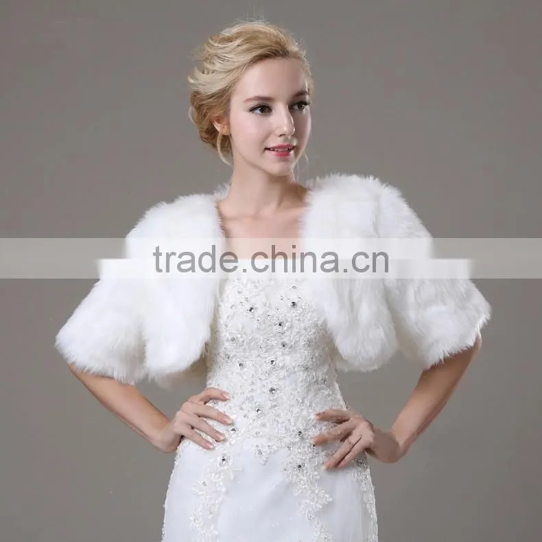 Pure colour wedding shawl white faux fur shawl Leather grass dress bridesmaid dress cape fur waistcoat