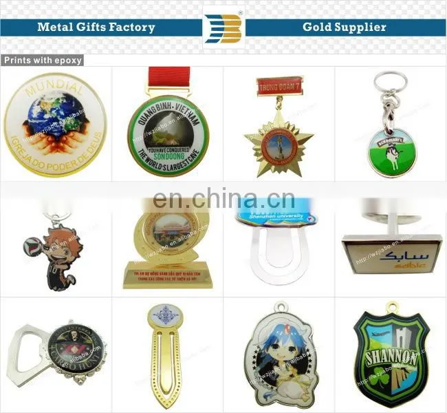 custom design zinc alloy 24k gold plating metal trophy with wooden base