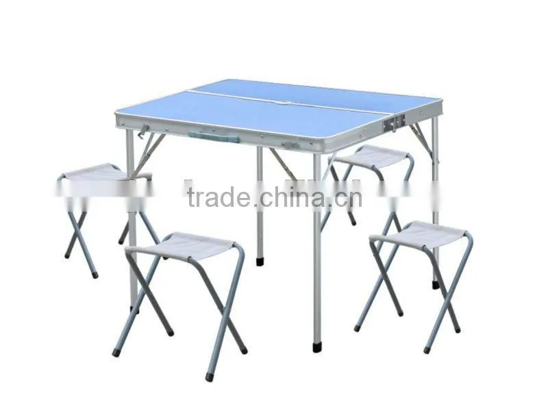 Outdoor Plastic Folding Table