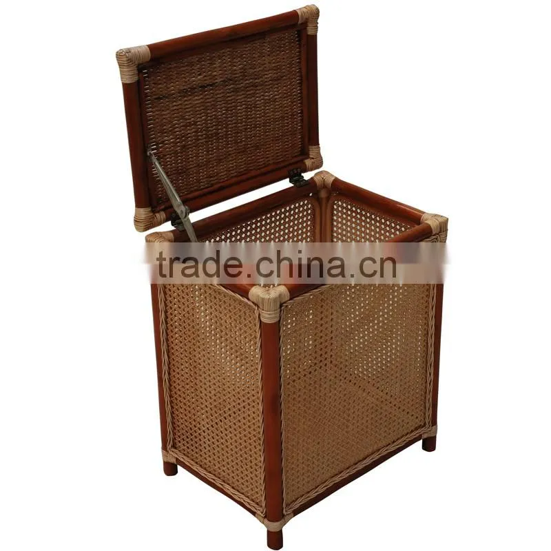 Chic Eco-Friendly Willow Craft