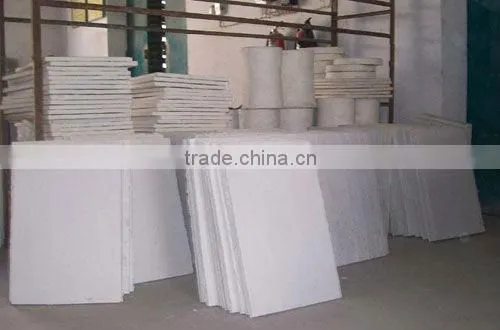 Refractory ceramic fiber board