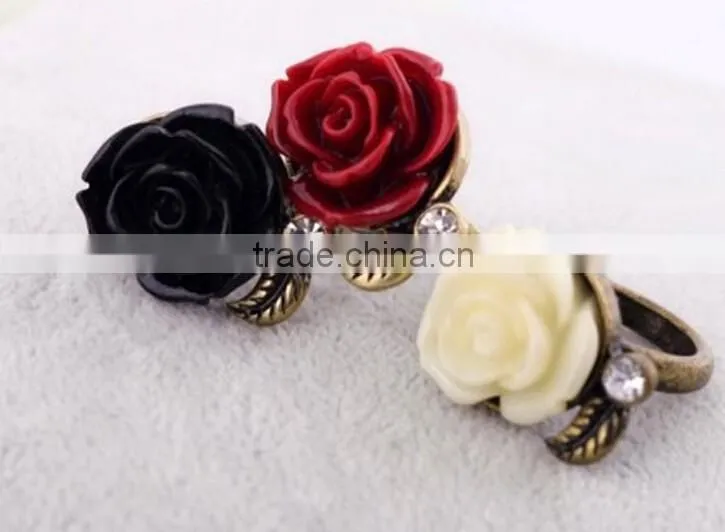 Hot-selling Fashion Lady Vintage Bronze Crystal Black Rose Flower Branch Finger Ring