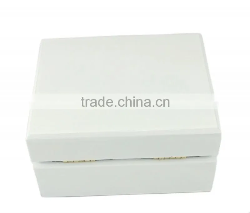 Good quality &price pure white elegant boxes for ladies watches gift case from Alibaba