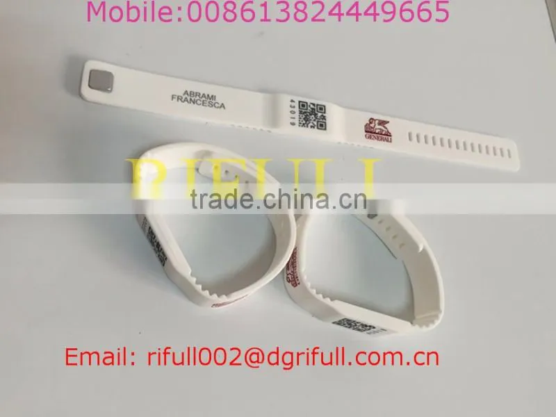 2016 RFID Event Wristbands with QR and name printed for meeting signed