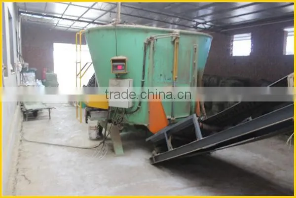 KLN brand fixed type cow feed mixing machine with high quality 86-13792190382
