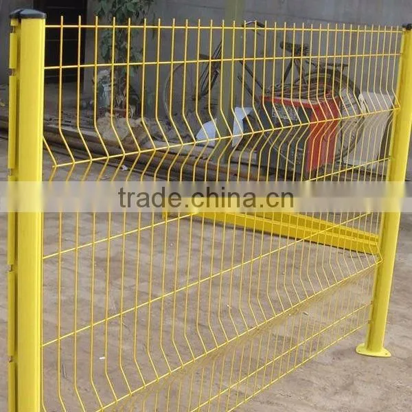 easily assembled Peach post PVC coated fence panel
