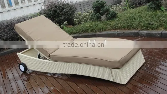 Rattan sun lounger