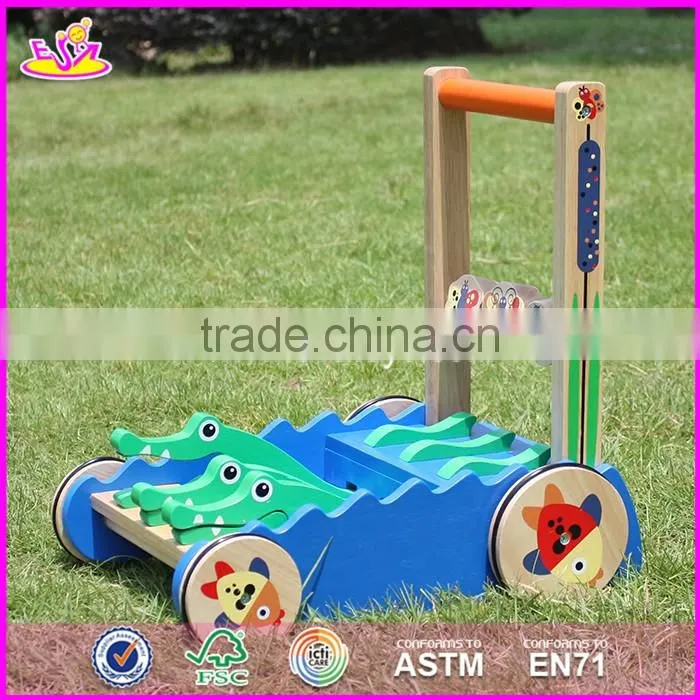 2017 New design cartoon crocodile wooden push along toys for toddlers W16E059