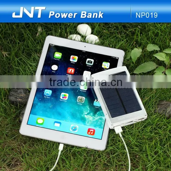 Solar power portable power bank dual output travel charger newest pocket size power bank with 1 year warranty