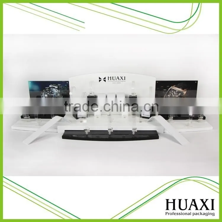 2016 Fashion black & white Wooden Watch display, Window display