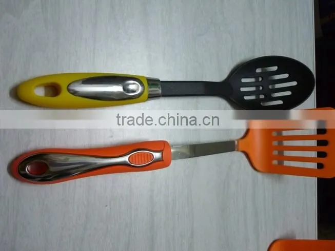 Silicone kitchen utensil set innovated with stand