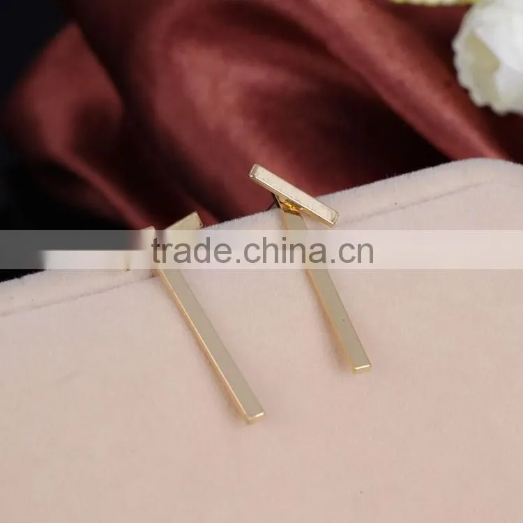 hot sale T simple hanging fashion gold plated earring