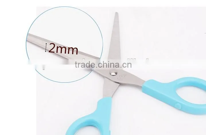 Deli Stainless steel scissors for Office Supply Model 0605 pink