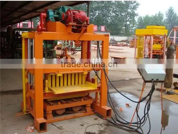 Cement Wall/Floor Brick Block Machine Different Mould for Choose QTJ4-40
