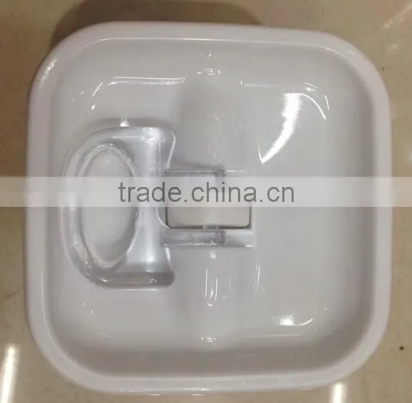1.7L Square plastic airtight food container
