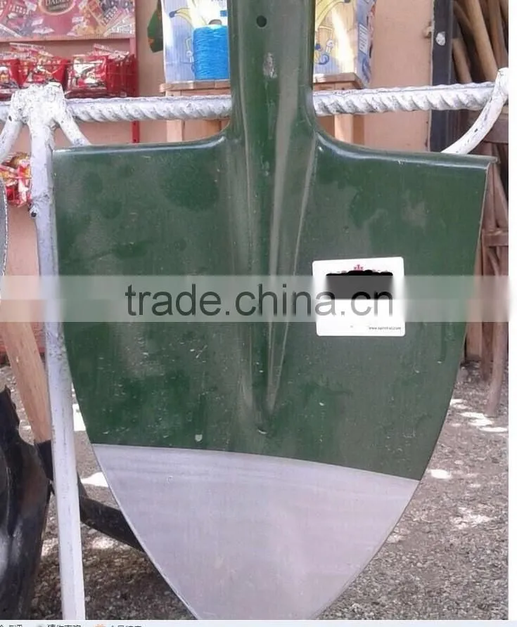 Steel shovel spade
