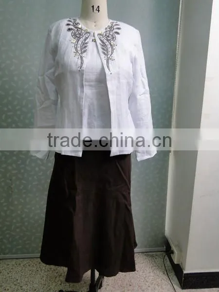 2015 Fashion Ladies skirt suit with heavy embroidey