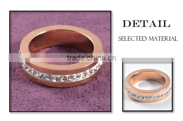 Factory sell yellow gold stainess steel wedding ring pave crystal ring