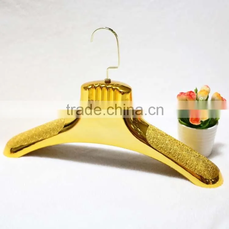 Wholesale golden coat hanger for clothes shop display