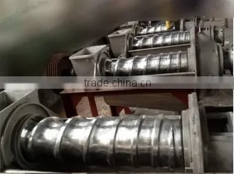 Small capacity 0.5t/h fruit beating machine