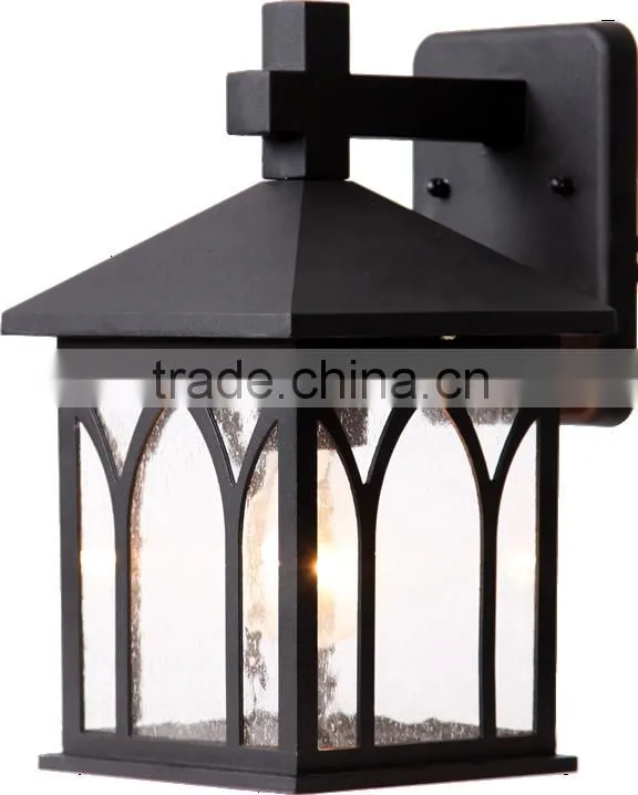 Aluminium unbreakable outdoors wall light