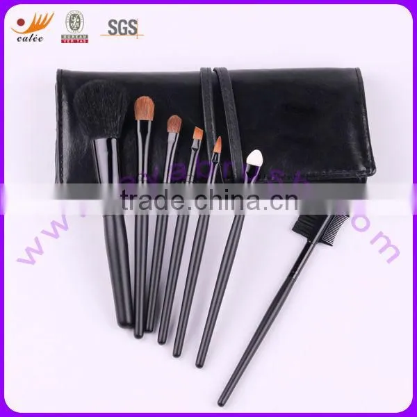 Seven-piece Travel Makeup Brushes, OEM Orders are Welcome, Made of Goat Hair