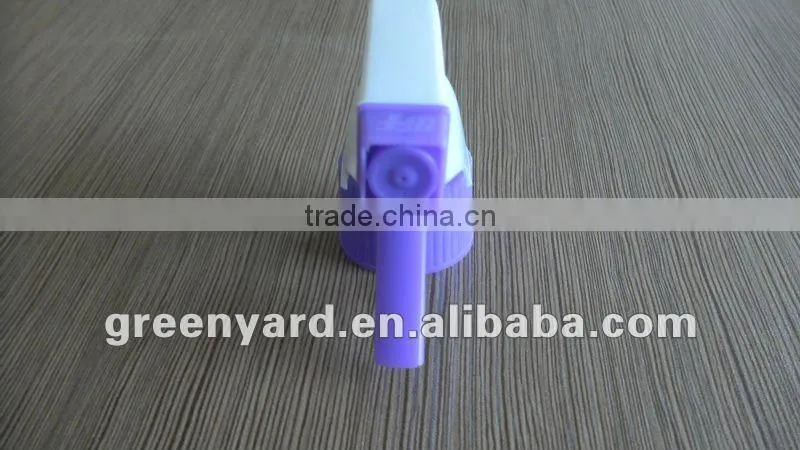 plastic hand-held foam trigger sprayer