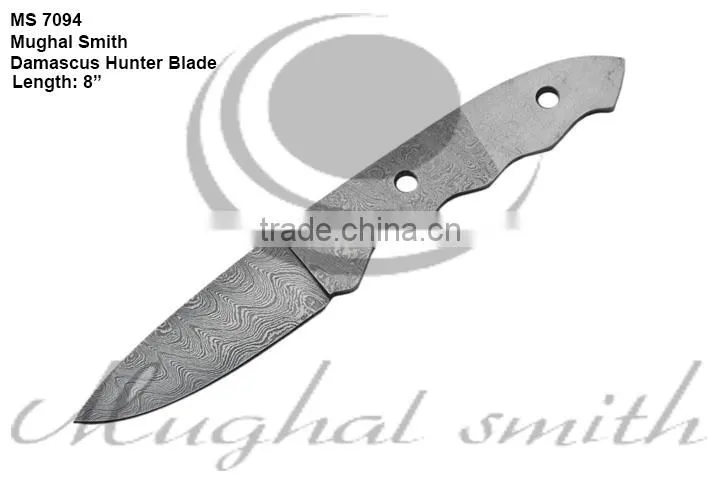 Damascus skinner knife/Hunting knife/wood handle