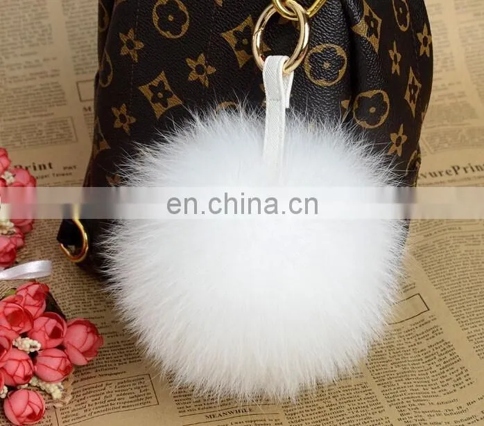 Factory wholesale multicolor and fluffy fox fur pom pom ball keychain