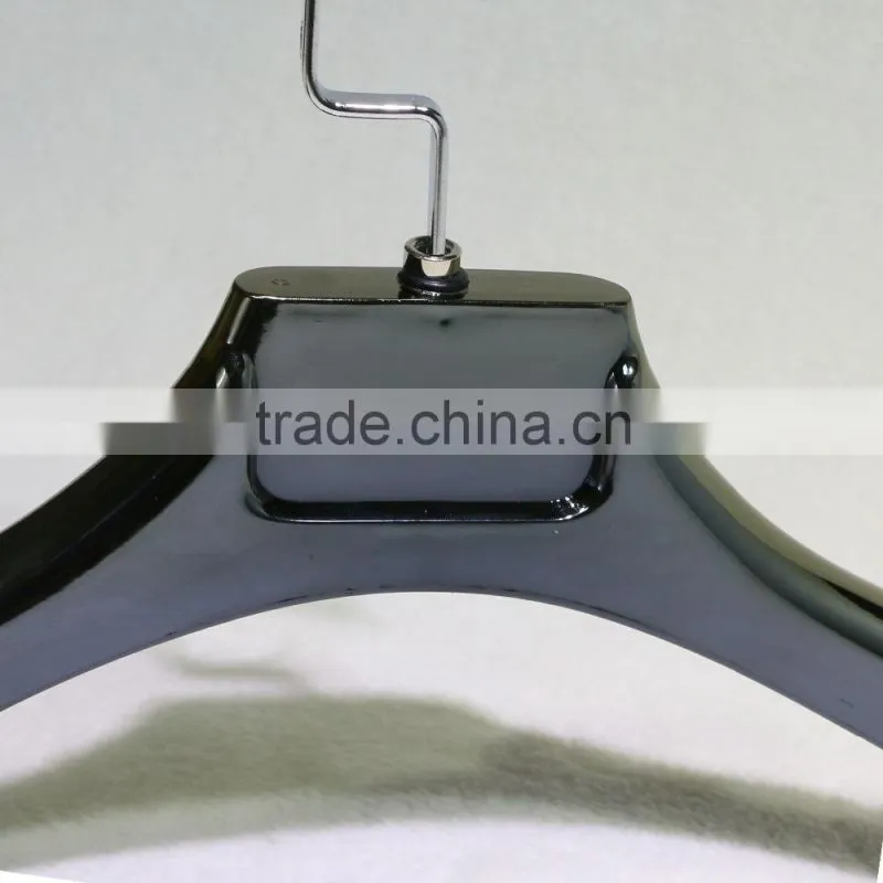 Factory customized hot sell plastic hanger for suit cloth