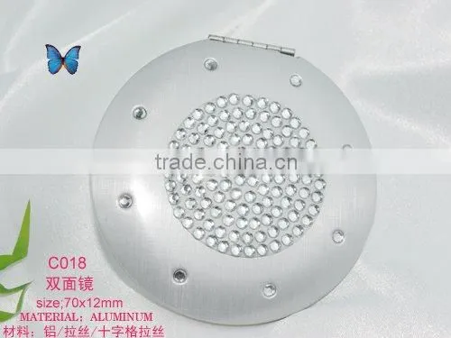 metal pocket mirror