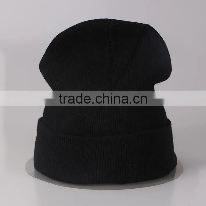 Wholesale Custom Winter Funky Free Polyester Fabric Knitted Beanie