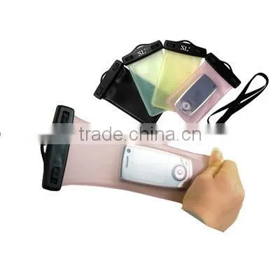 Cell phone waterproof pouch for swimming and travelling