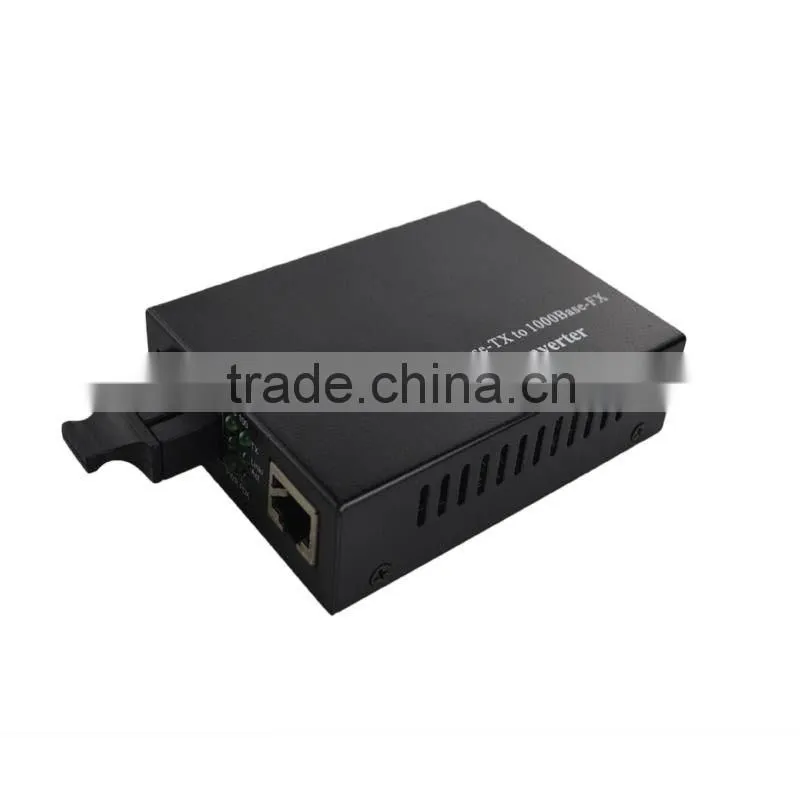 intelligent adaptive fast Ethernet media converter