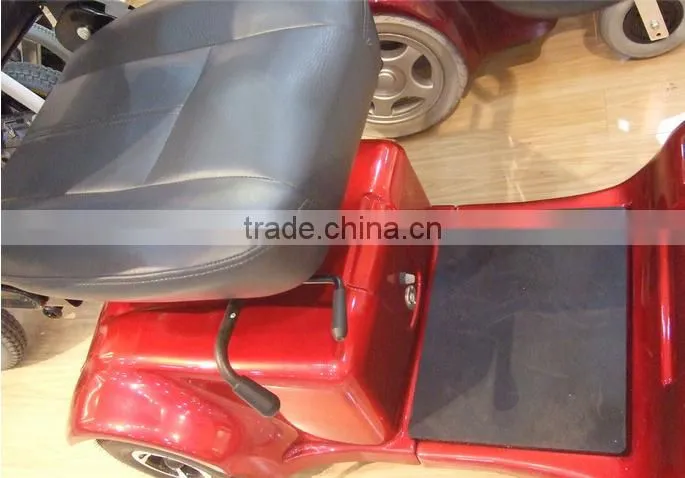 Comfortable and Rotatable Seat Electric Wheelchair with Driving Lamp