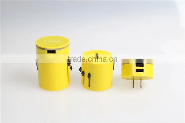 USB Global Travel Adapter For New Year's Gift and Travel Gift of 3.1A with LED light