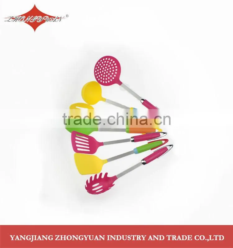Kitchen accessory nylon kitchen set with colorful pp handle