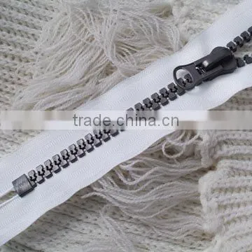 5# Plastic Zipper Slider
