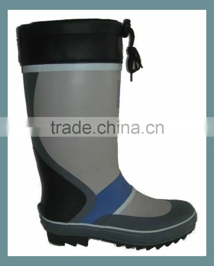 Neoprene men spike shoes
