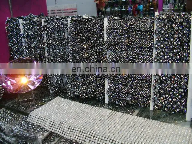 2016 new arrival fashion design plastic crystal rhinestone banding plastic rhinestone trimming