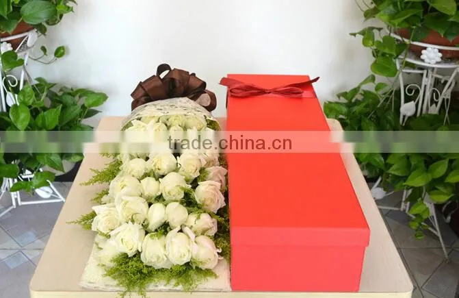 Valentine's day romantic red paper gift box for flower