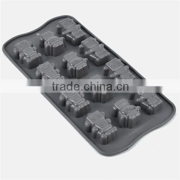 Cute silicone robot shaped cake mold