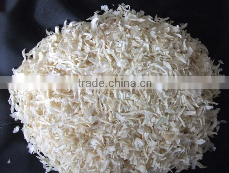 Dehydrated White onion Flakes kibbled