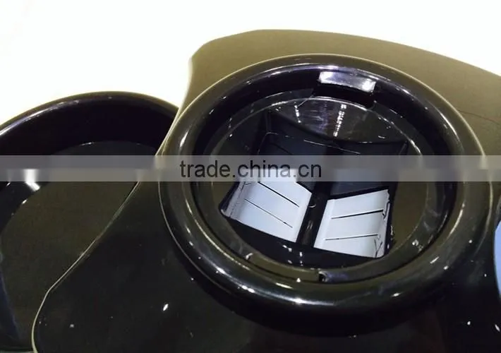 Battery-powered dog feeder , Automatic pet feeder