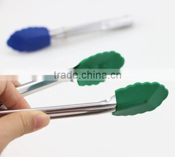 Heat Resistant Silicone Food Tongs Kitchen Tongs ,Silicone Function of food tongs
