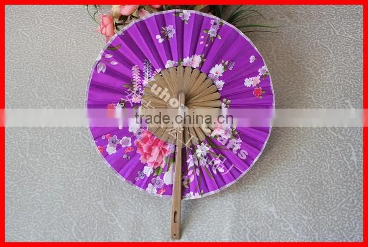 2015 Novel bamboo handcrafts fabric fan