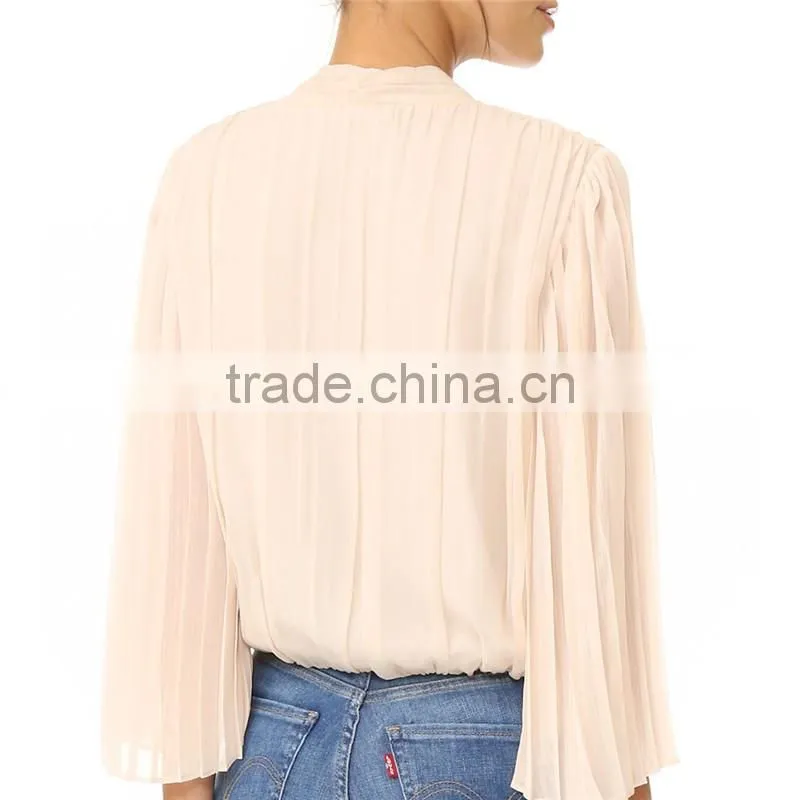 2017 OEM Long Bell Sleeves Surplice Neckline Deep Pleated Blouse