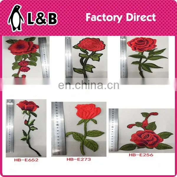 2017 hot selling embroidery flower patch Custom garment patch