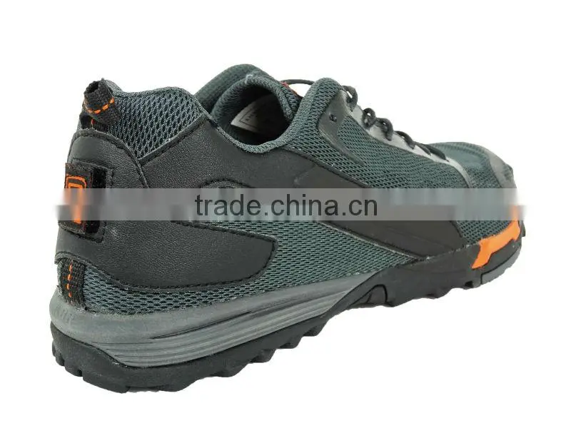 2016 New style Super Light and Breathable Training Sport Shoe